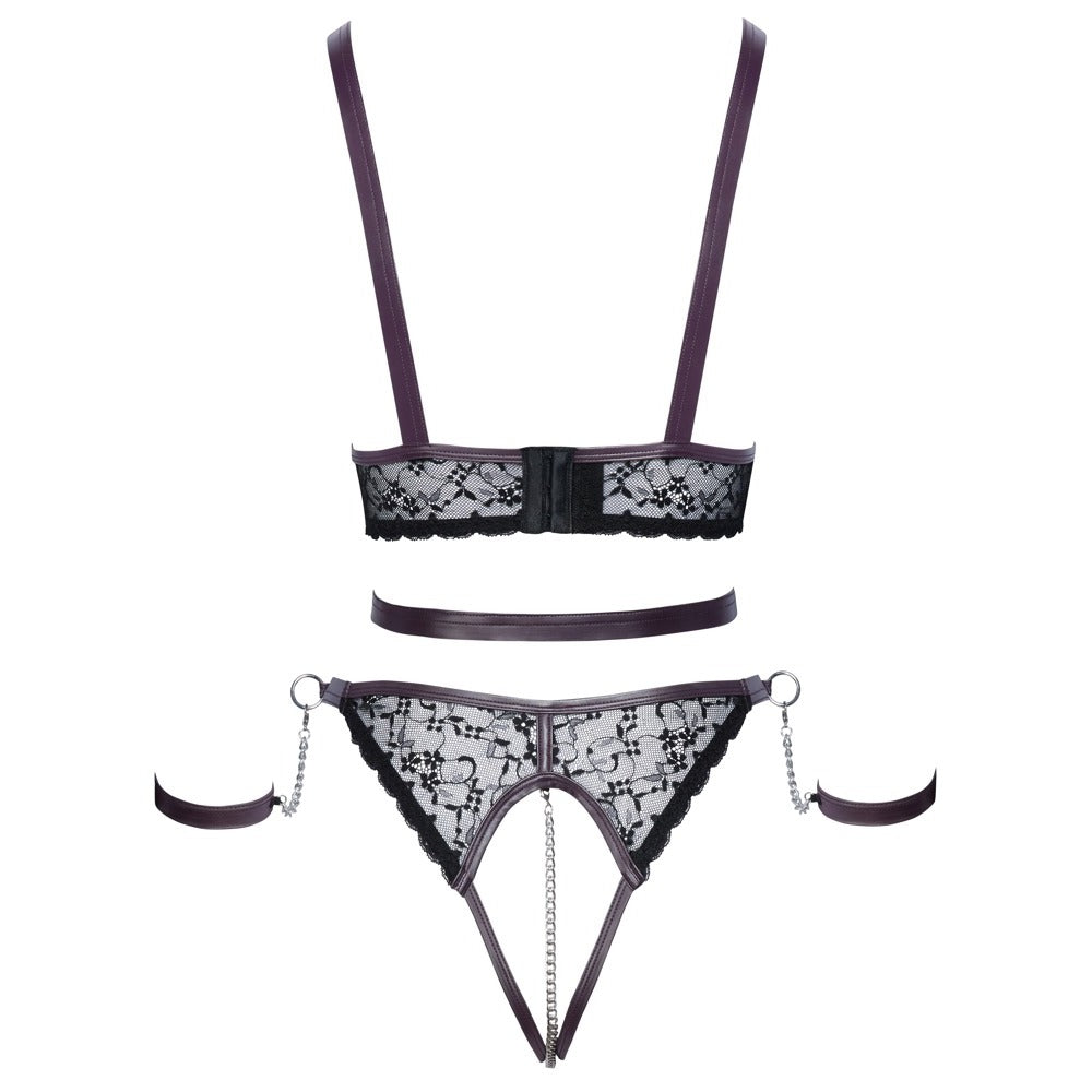 corsetti lingerie lace bra set with chains, worn with suspender straps, a daring look