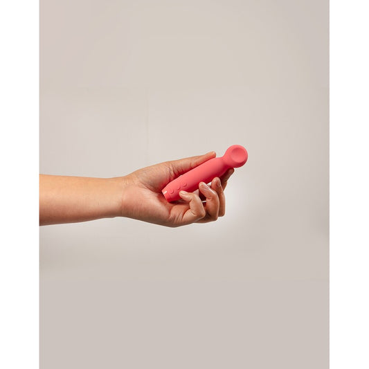Je Joue Vita bullet vibrator, a small and discreet pleasure toy in sleek design.