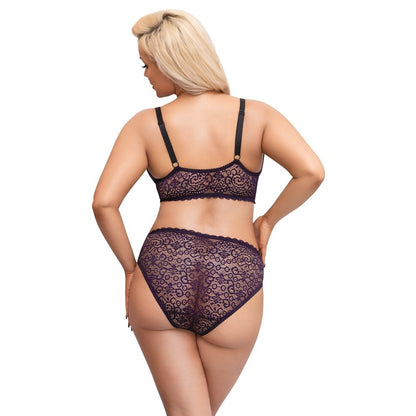 Cottelli Curves plus size lingerie set in delicate lace, a bralette and briefs combo.