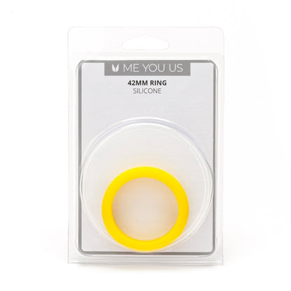 Close-up of a smooth, silicone ring in a 42mm size, ideal as a love ring.