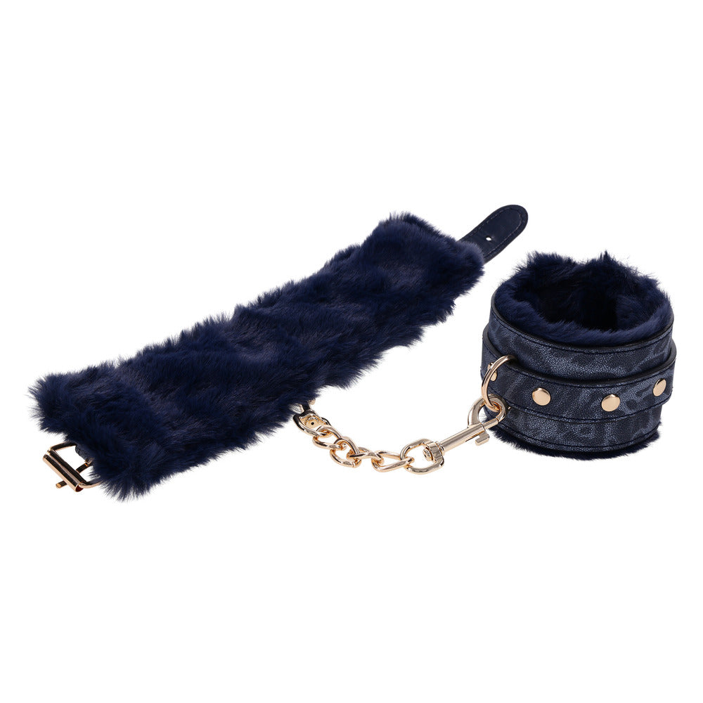 Sportsheets cougar handcuffs, plush faux fur in a wild cat pattern for playful restraint.