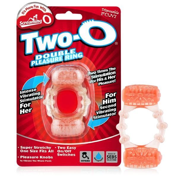 screaming o twoo vibrating cock ring, love ring vibrator in black, smooth silicone.