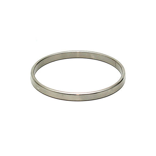 Slimline metal cock ring in silver, 0.4cm wide for intimate bondage play